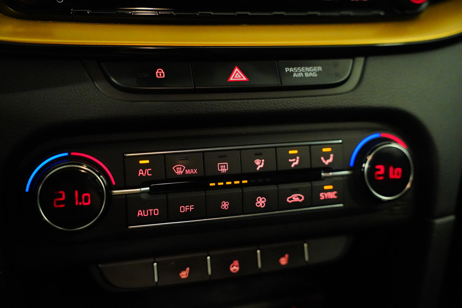 Kia Ceed 1.4 T-GDI 103 kW – foto 23