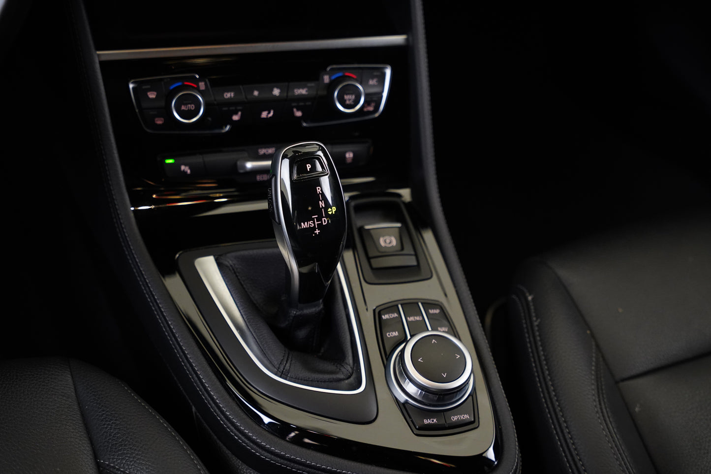BMW Řada 2 218d 110 kW xDrive Luxury