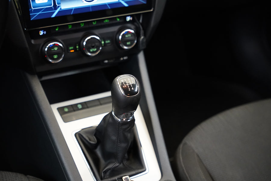 Škoda Octavia 1.6 TDI 77 kW Elegance – foto 23