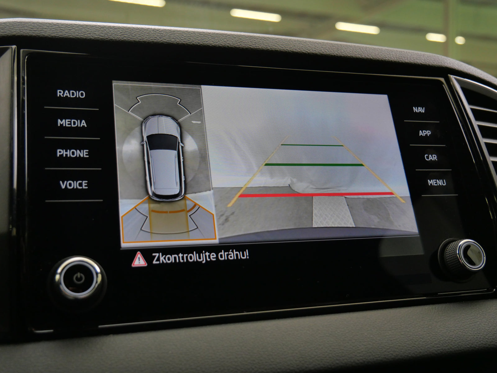 Škoda Karoq 2.0 TDI 110 kW 4x4 Sportline – foto 23