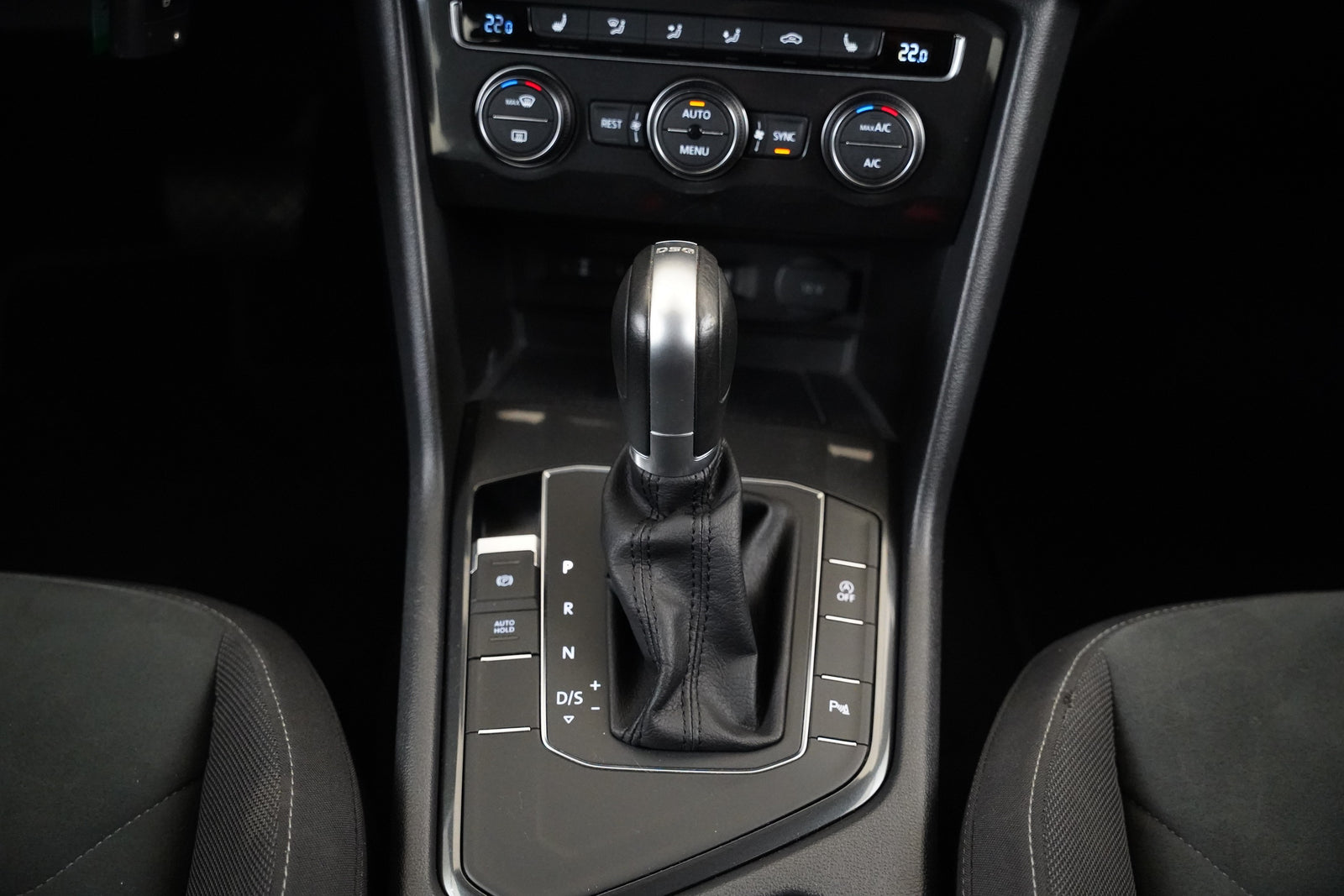 Volkswagen Tiguan 2.0 TDI 110 kW Highline – foto 23