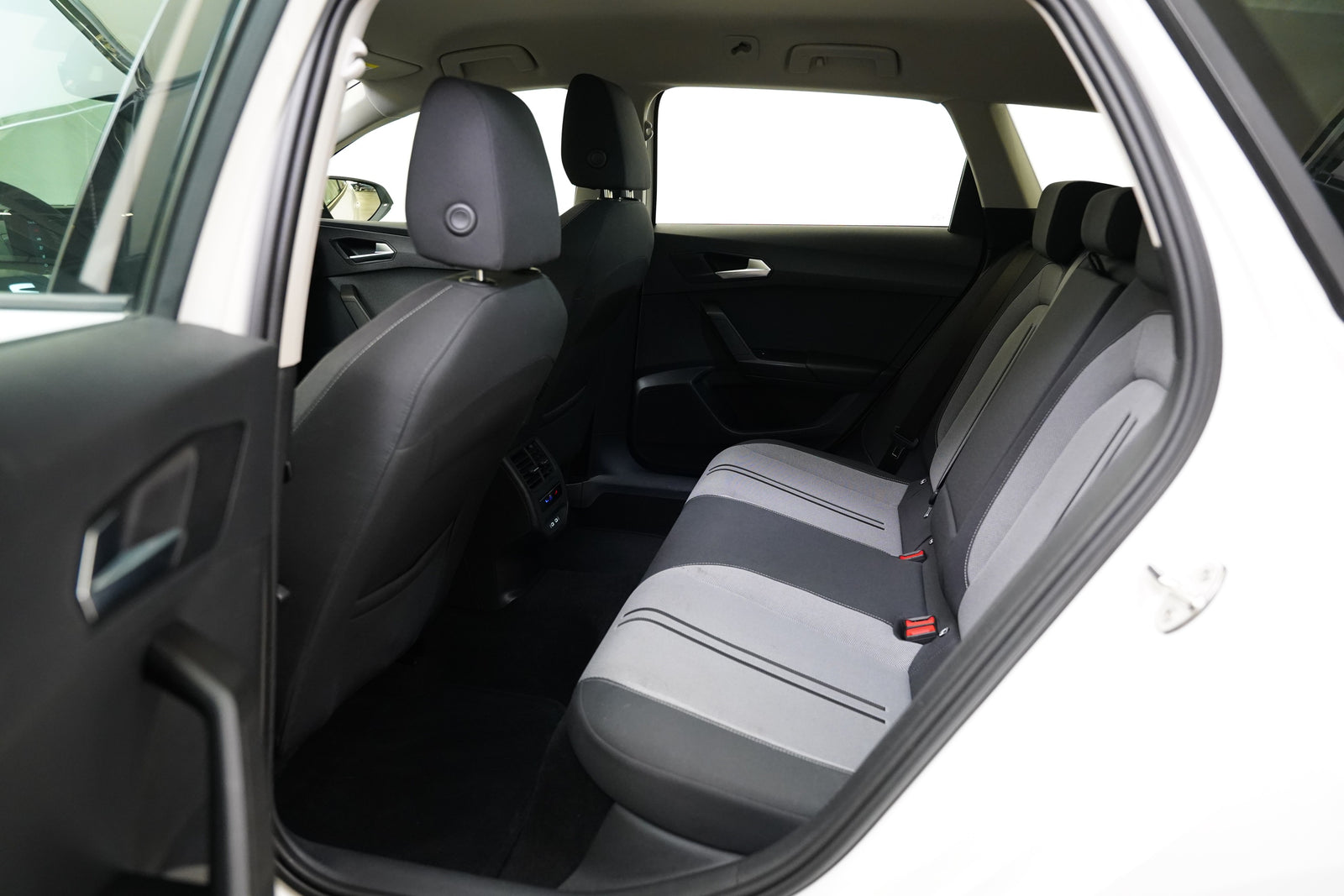 Seat Leon 2.0 TDI 110 kW Style – foto 23