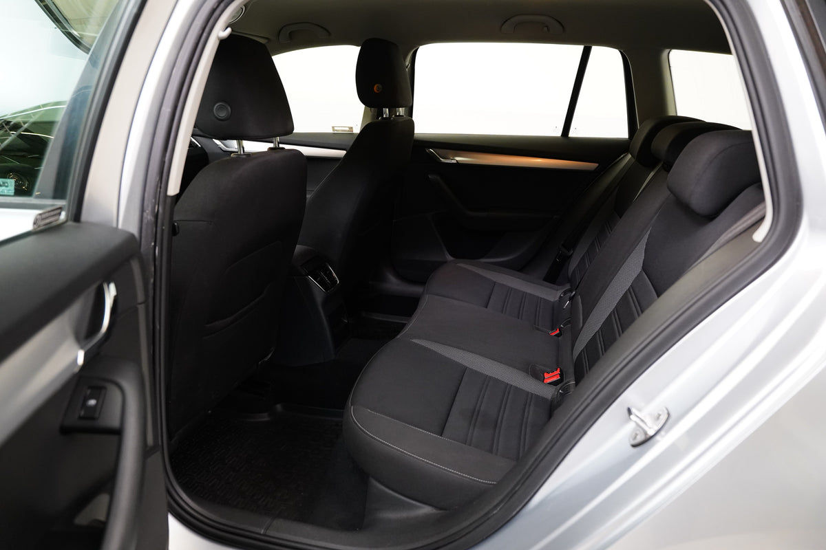 Škoda Octavia 1.6 TDI 85 kW Ambition – foto 23