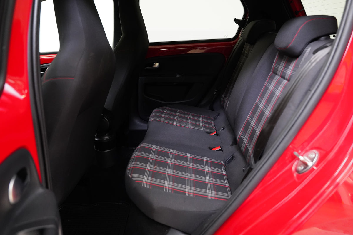 Volkswagen up! 1.0 TSI 85 kW GTI – foto 23