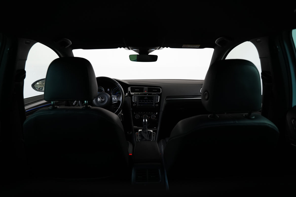 Volkswagen Golf 2.0 TSI 221 kW 4Motion R