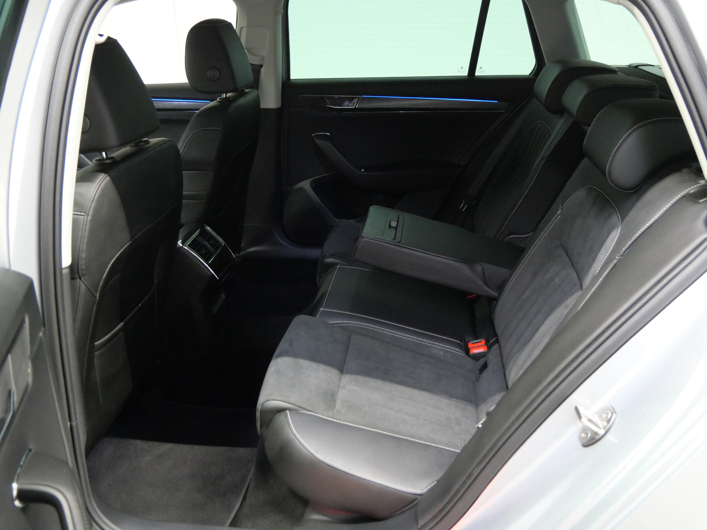 Škoda Superb 2.0 TDI 110 kW Style Plus