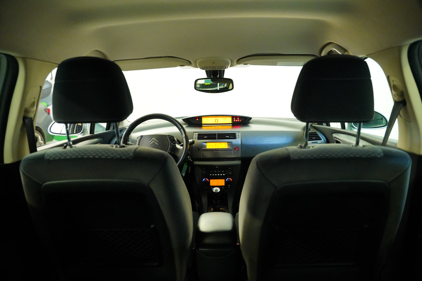 Citroën C4 1.4i 65 kw