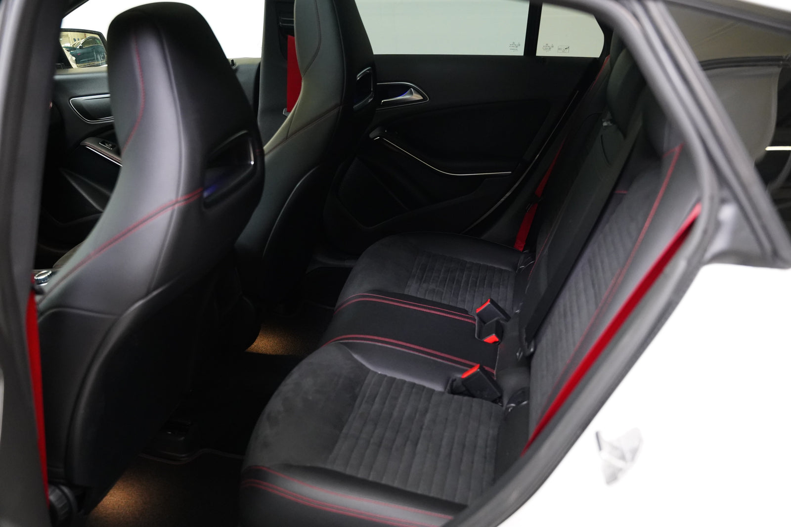 Mercedes-Benz CLA 250 160 kW 4MATIC Sport – foto 23