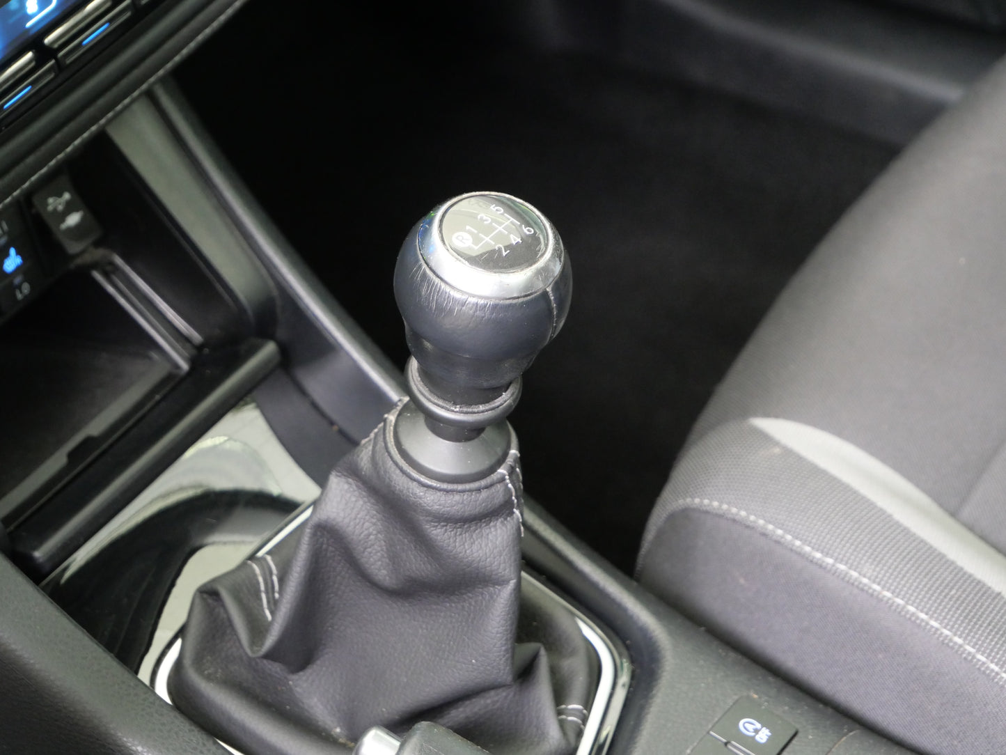 Toyota Auris 1.6 D-4D 82 kW