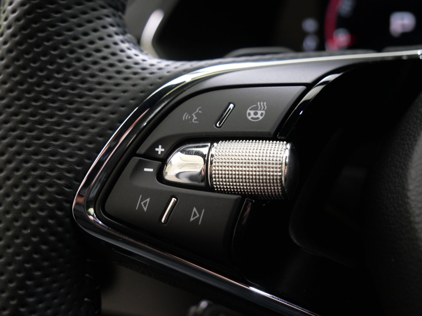 Škoda Superb 1.5 TSI 110 kW DSG SportLine