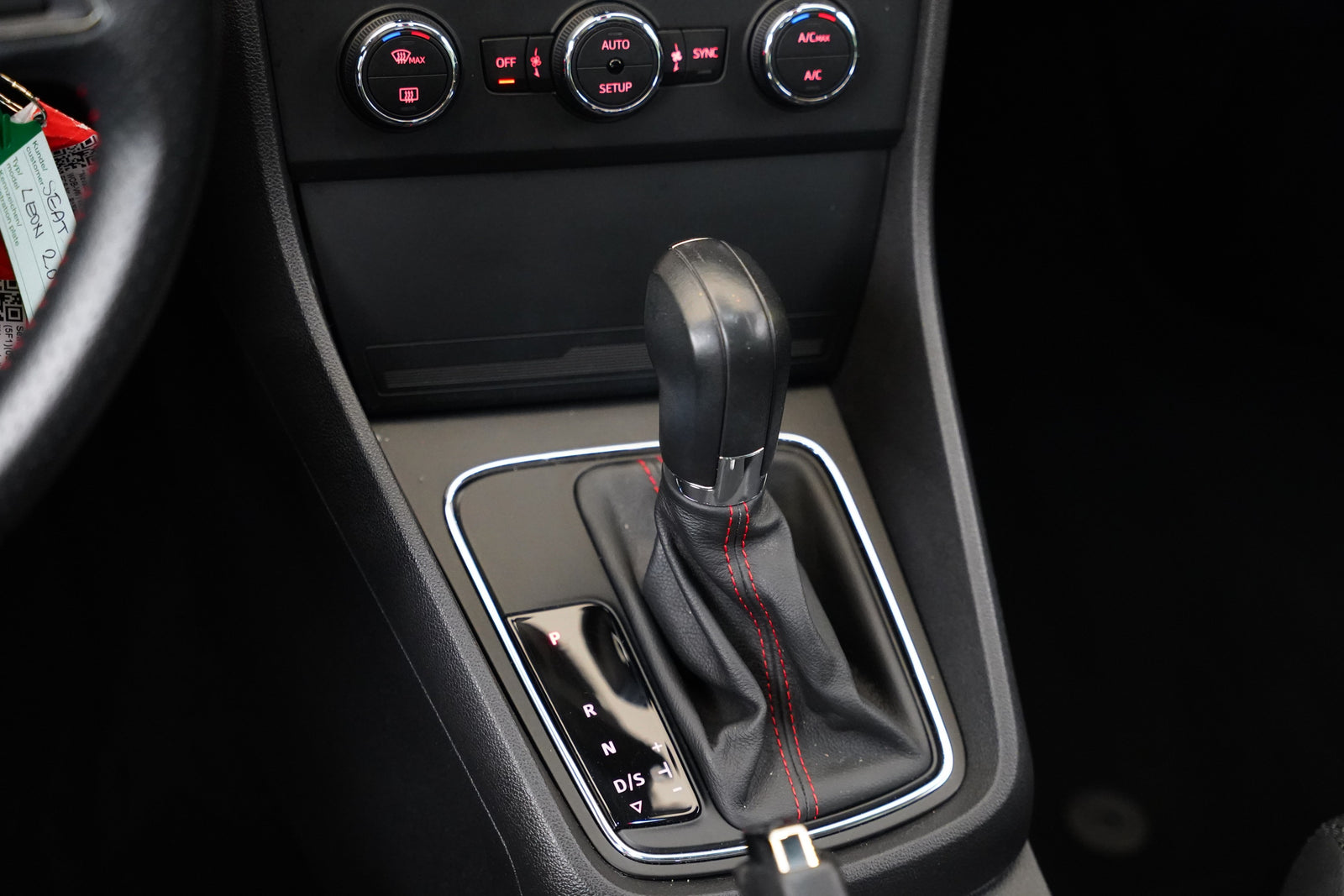 Seat Leon 2.0 TDI 135 kW DSG FR – foto 23