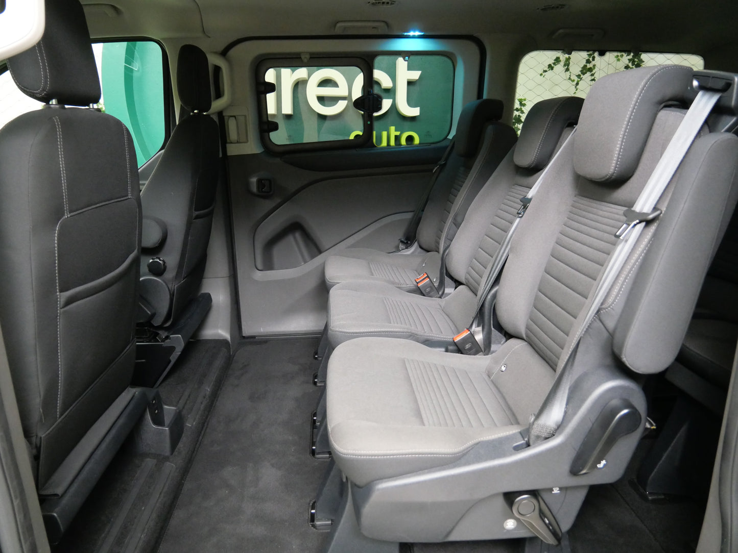 Ford Tourneo Custom 2.0 EcoBlue 96 kW Titanium L1