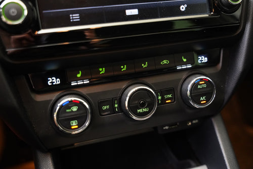 Škoda Octavia 1.8 TSI 132 kW DSG Style – foto 23