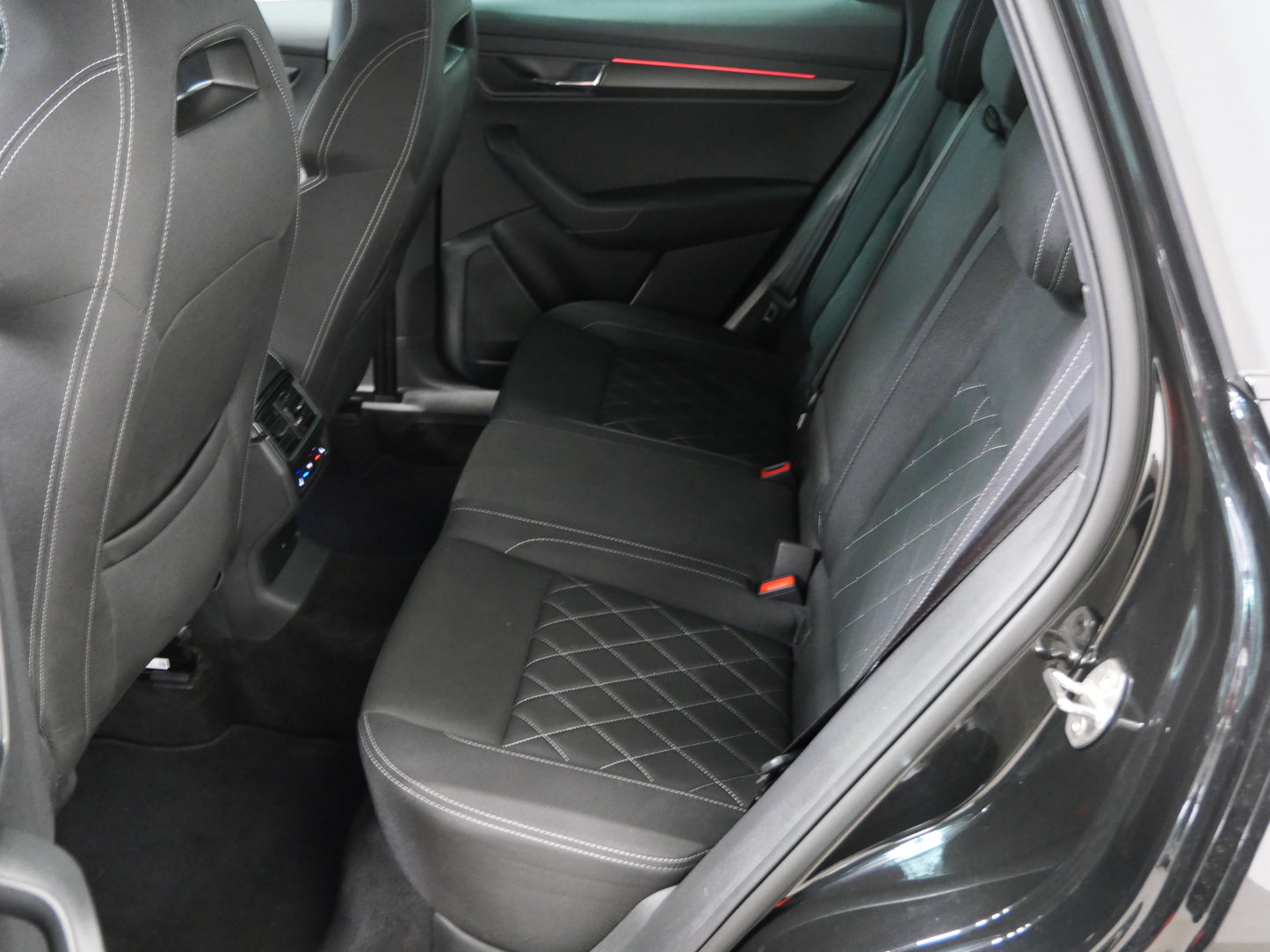 Škoda Karoq 2.0 TSI 140 kW Sportline
