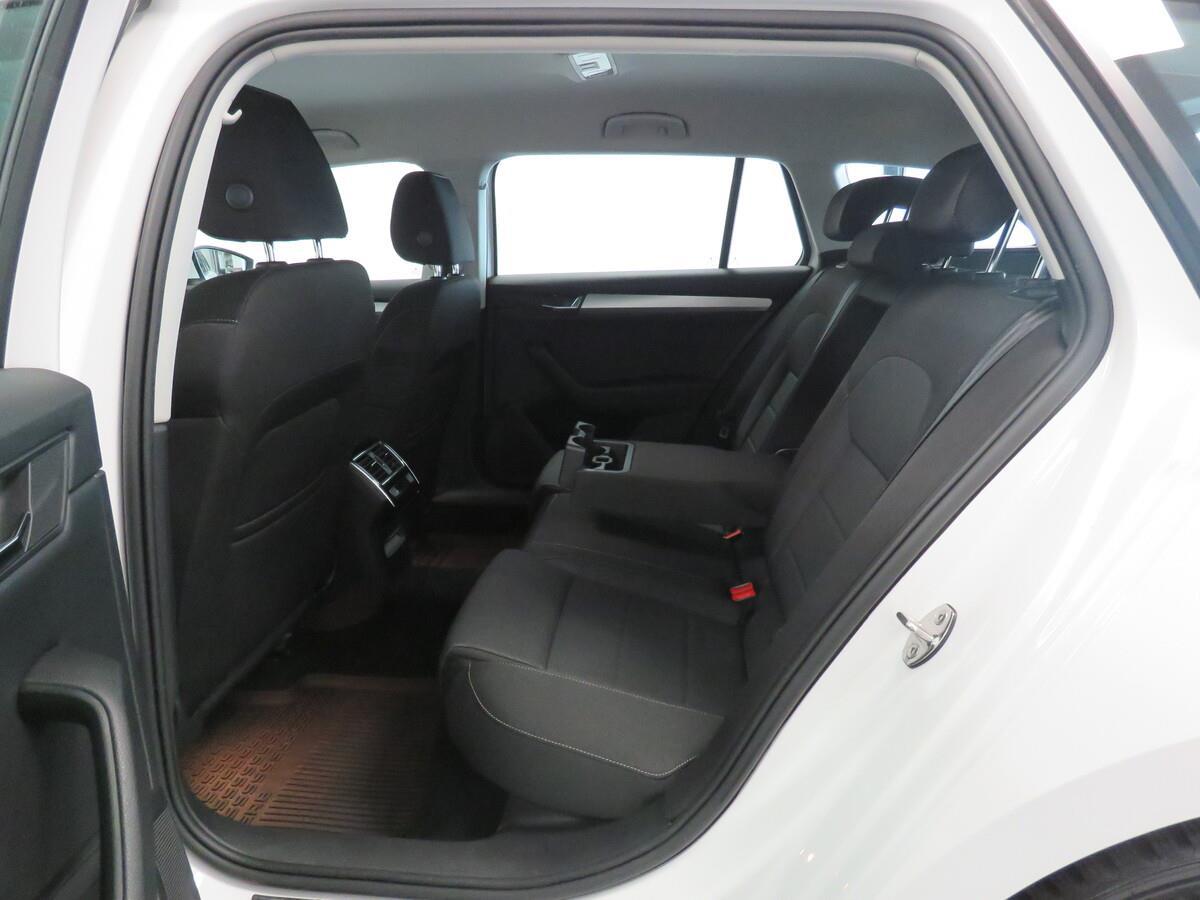 Škoda Superb 2.0 TDI 110 kW Ambition plus