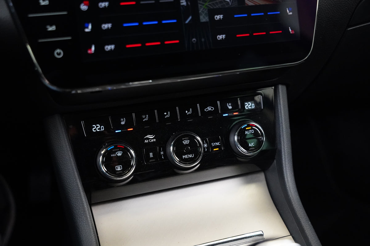 Škoda Superb 2.0 TDI 140 kW 4x4 L&K – foto 23