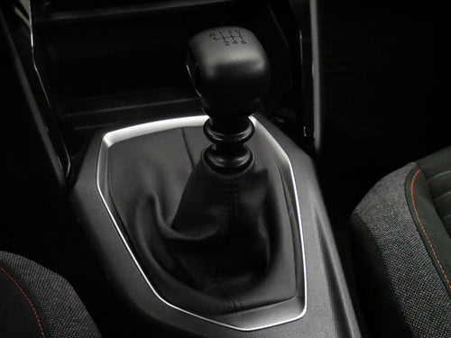 Peugeot 2008 1.2 PureTech 74 kW Active – foto 23