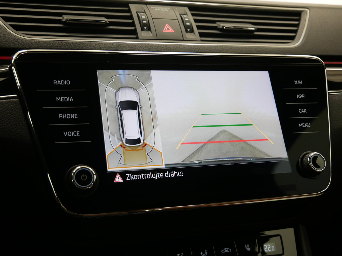 Škoda Superb 2.0 TDI 147 kW L&K 4x4 – foto 23