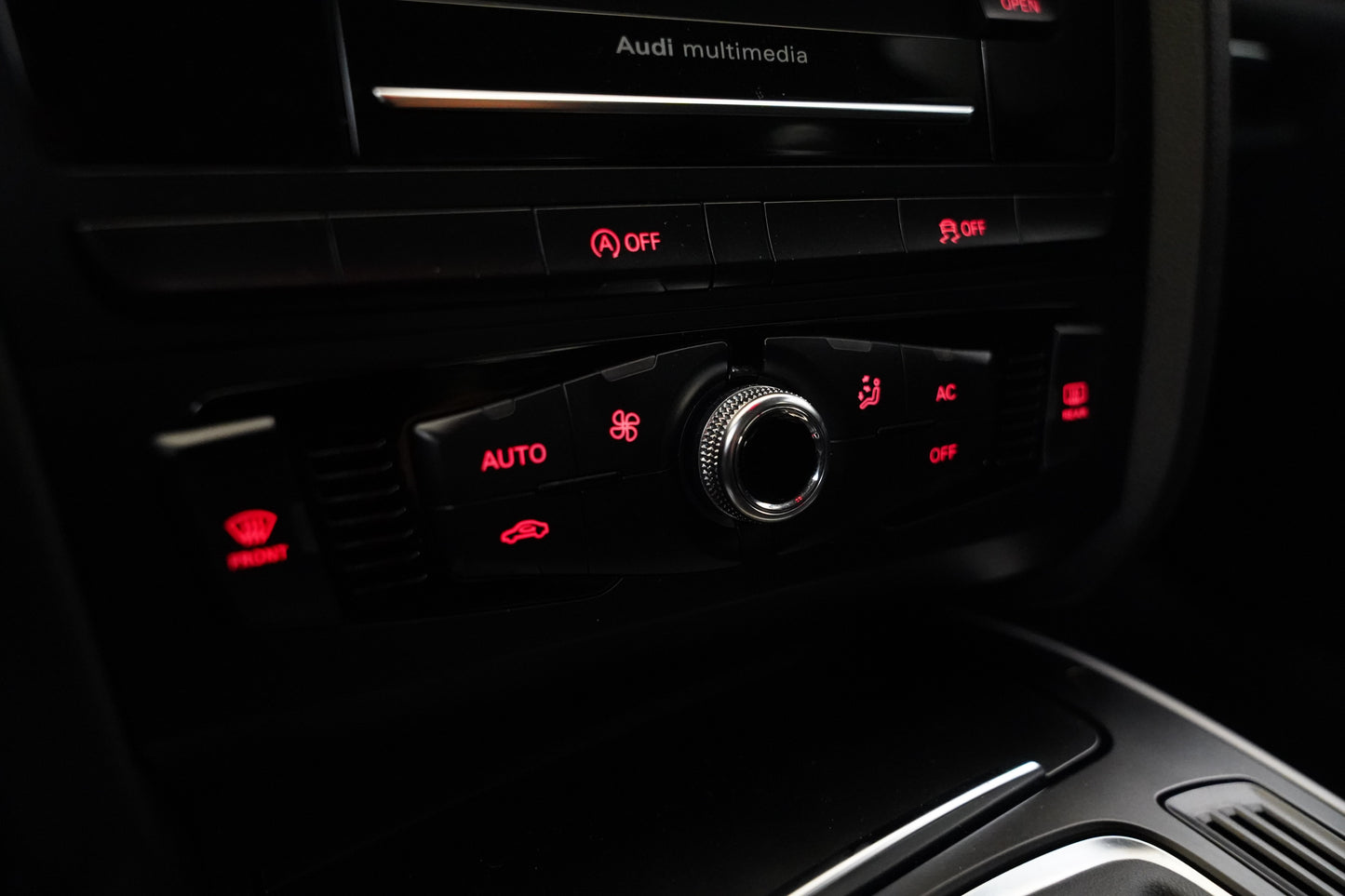 Audi A4 1.8 TFSI 125 kW Attraction