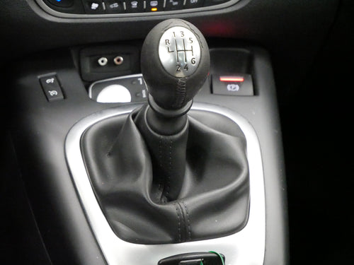 Renault Scénic 1.5 dCi 70 kW – foto 24