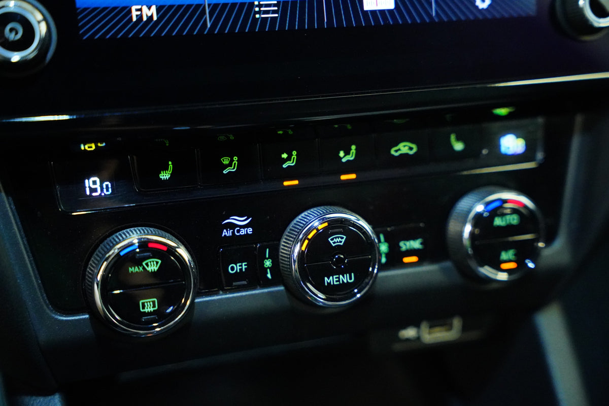 Škoda Octavia 2.0 TSI 180 kW RS – foto 23