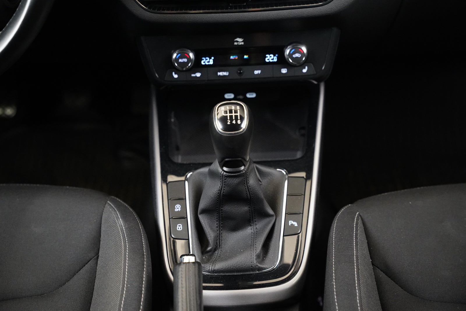 Škoda Fabia 1.0 TSI 81 kW Style Plus – foto 23