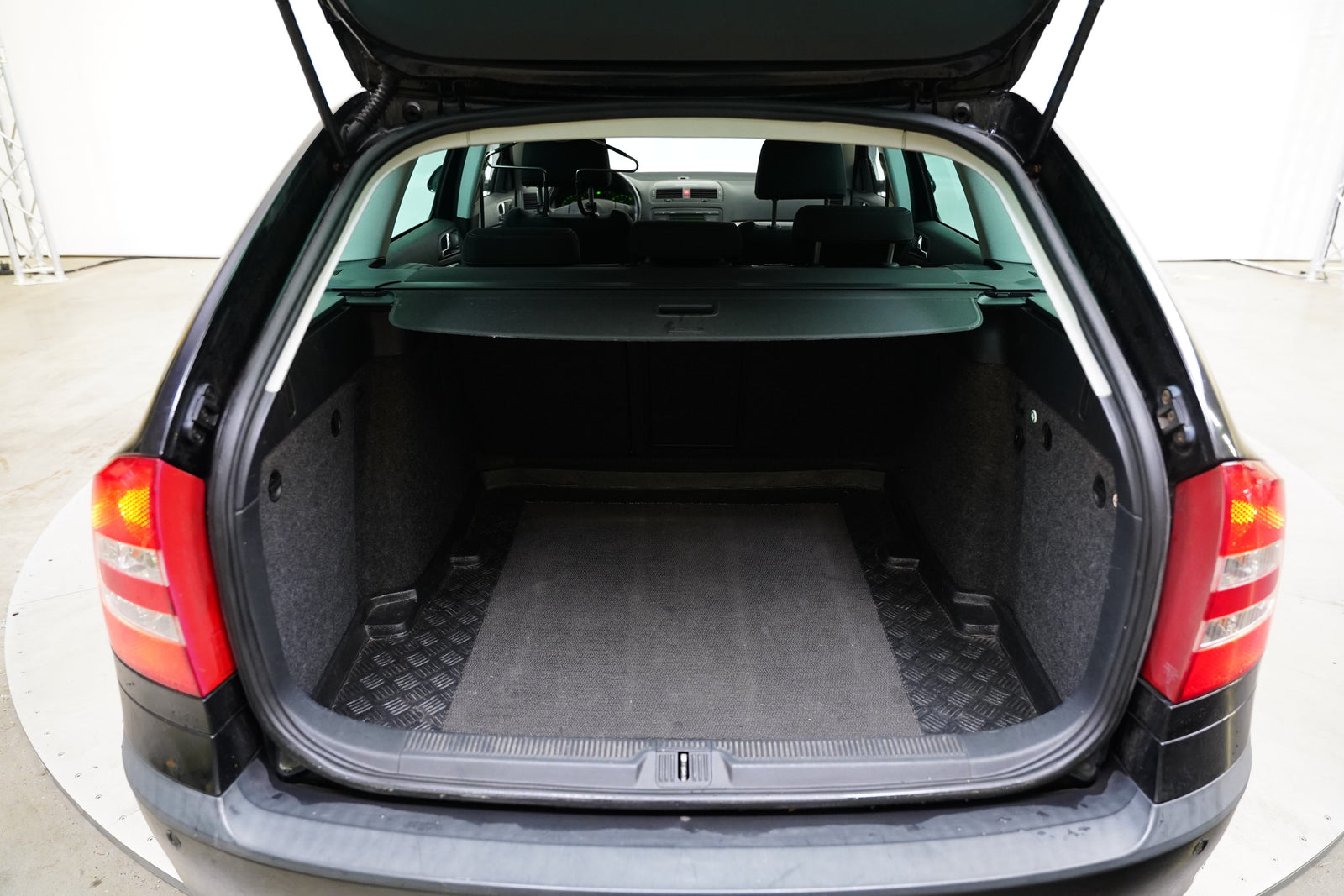Škoda Octavia 1.6 TSI 75 kW Elegance – foto 23