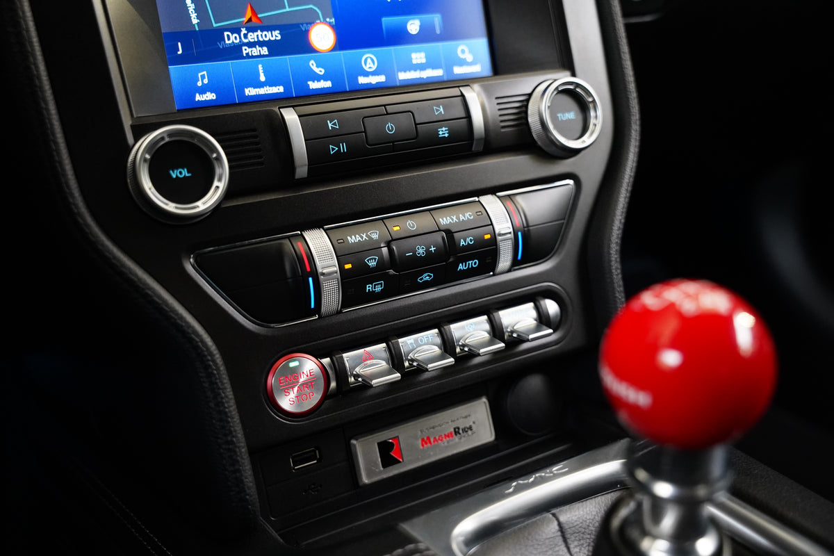 Ford Mustang 5.0 V8 514 kW Roush – foto 23