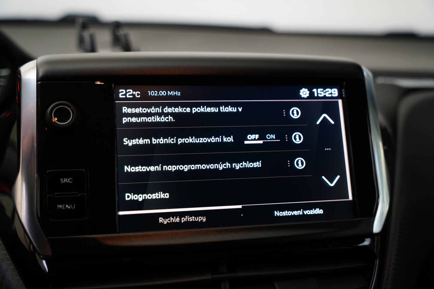 Peugeot 2008 1.2 PureTech 61 kW