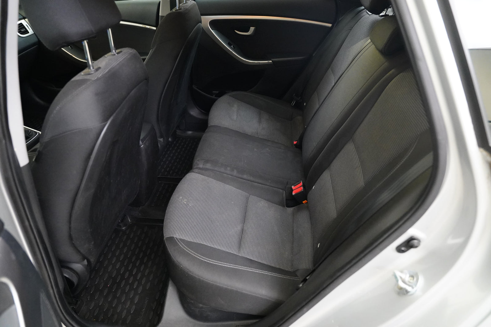 Hyundai i30 1.6 CRDi 81 kW – foto 23