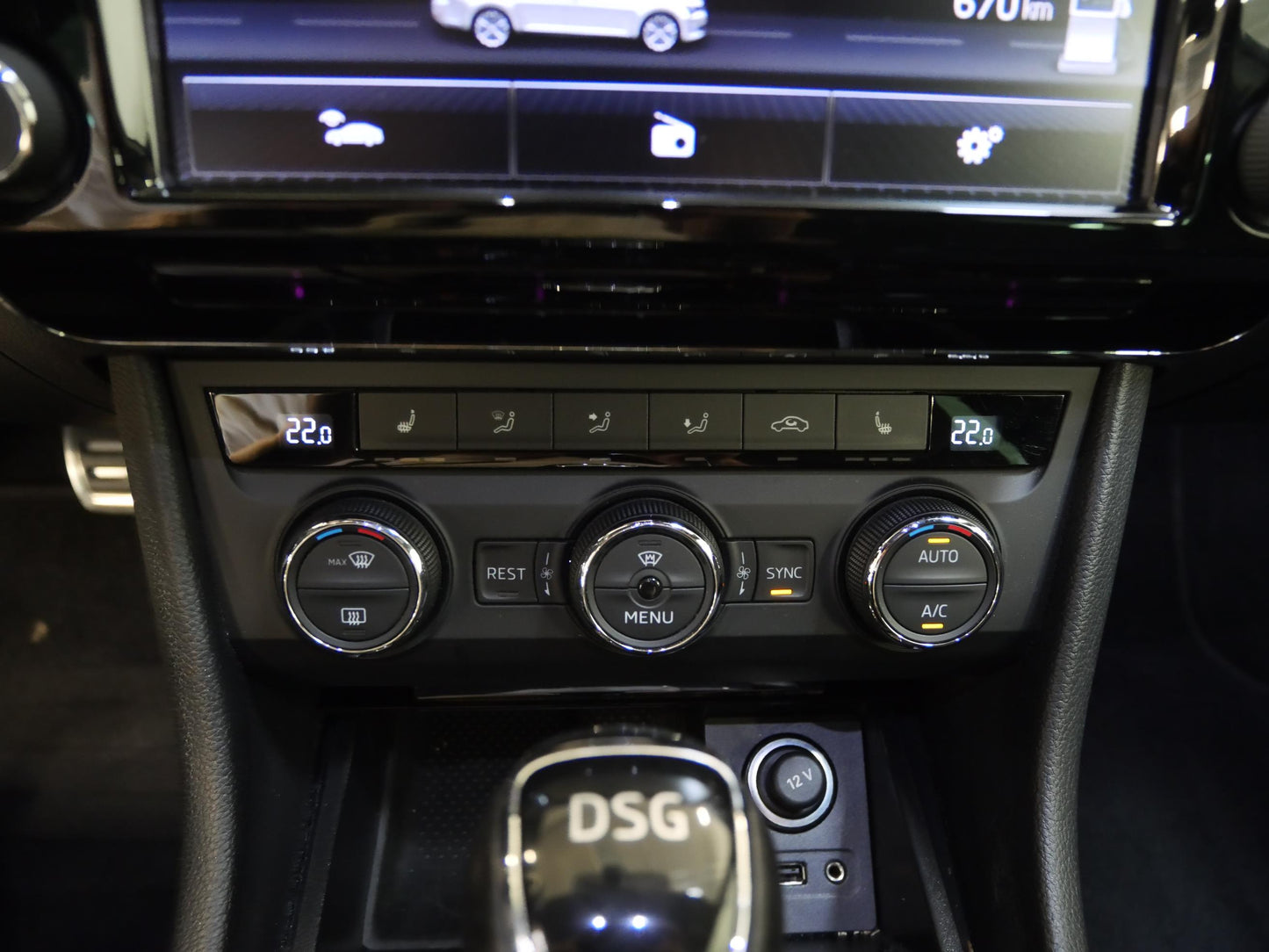 Škoda Superb 2.0 TDI 110 kW Sportline