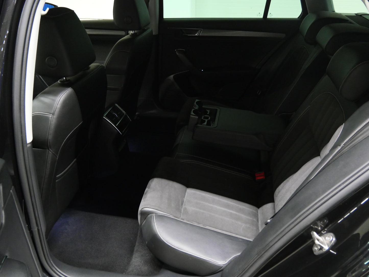 Škoda Superb 2.0 TDI 110 kW Style Extra