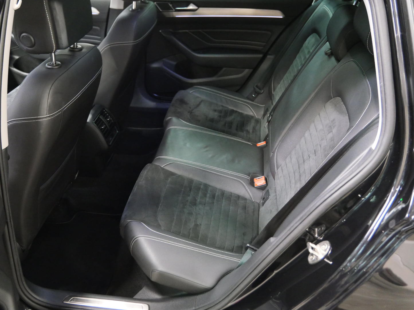 Volkswagen Passat 2.0 TSI 140 kW Elegance