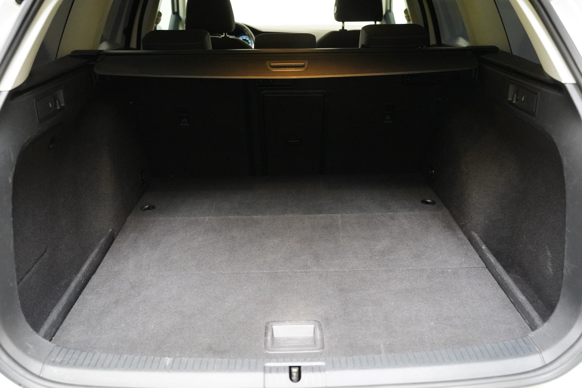 Volkswagen Golf 2.0 TDI 110 kW R-Line – foto 23