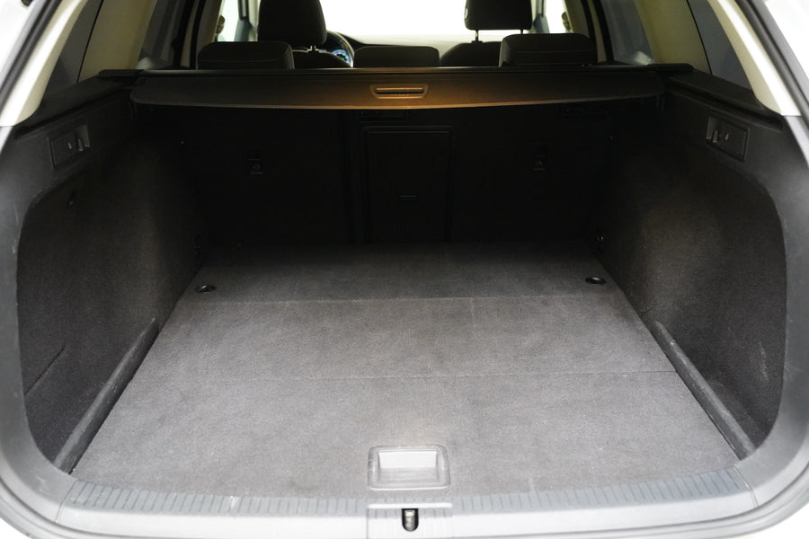 Volkswagen Golf 2.0 TDI 110 kW R-Line – foto 23
