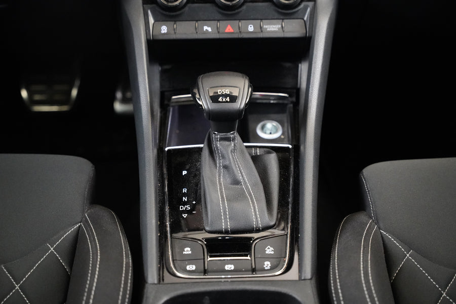 Škoda Karoq 2.0 TSI 140 kW Sportline 4x4 D – foto 23