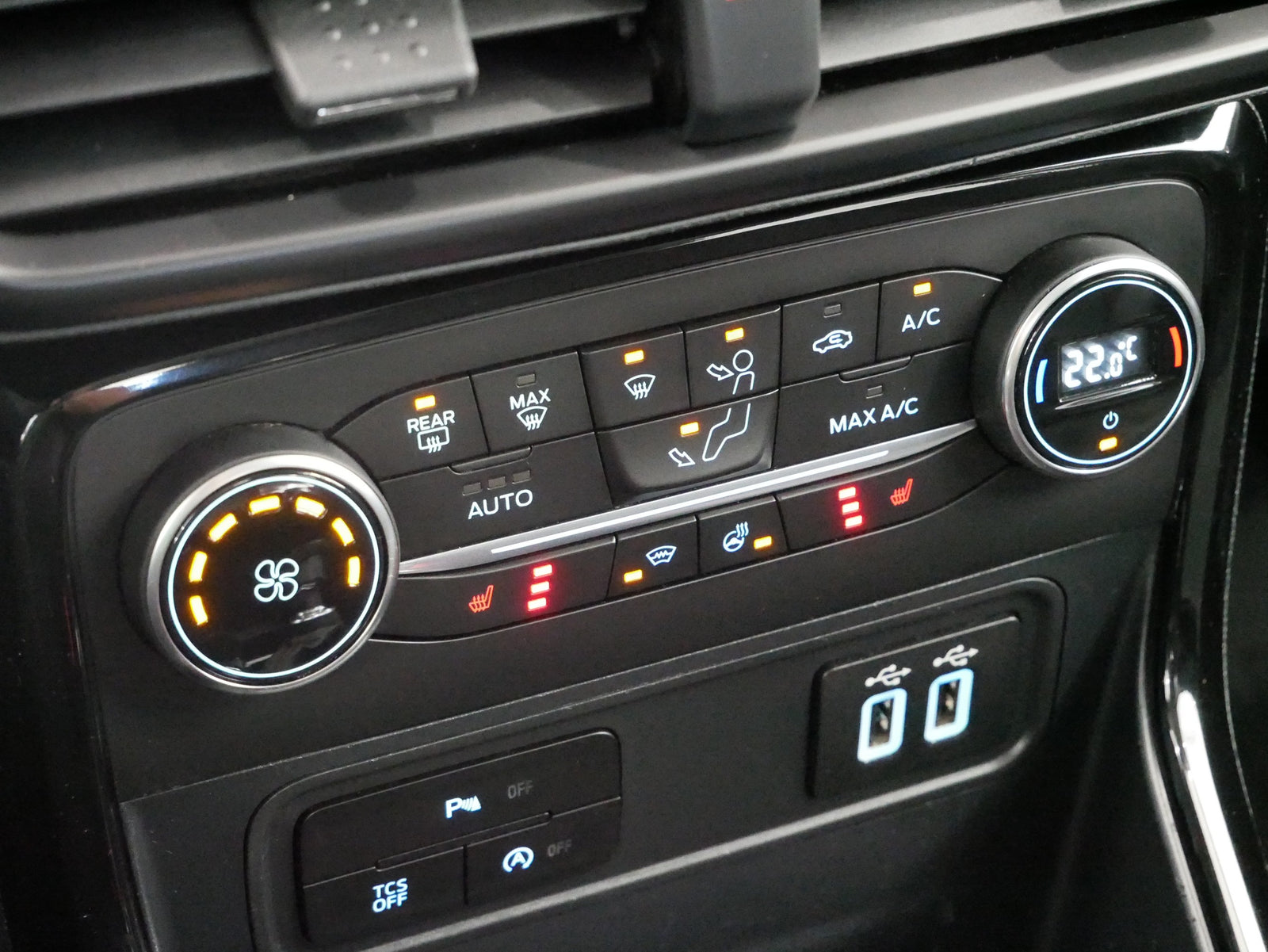 Ford Ecosport 1.5 EcoBlue 92 kW 4WD ST-Line – foto 23