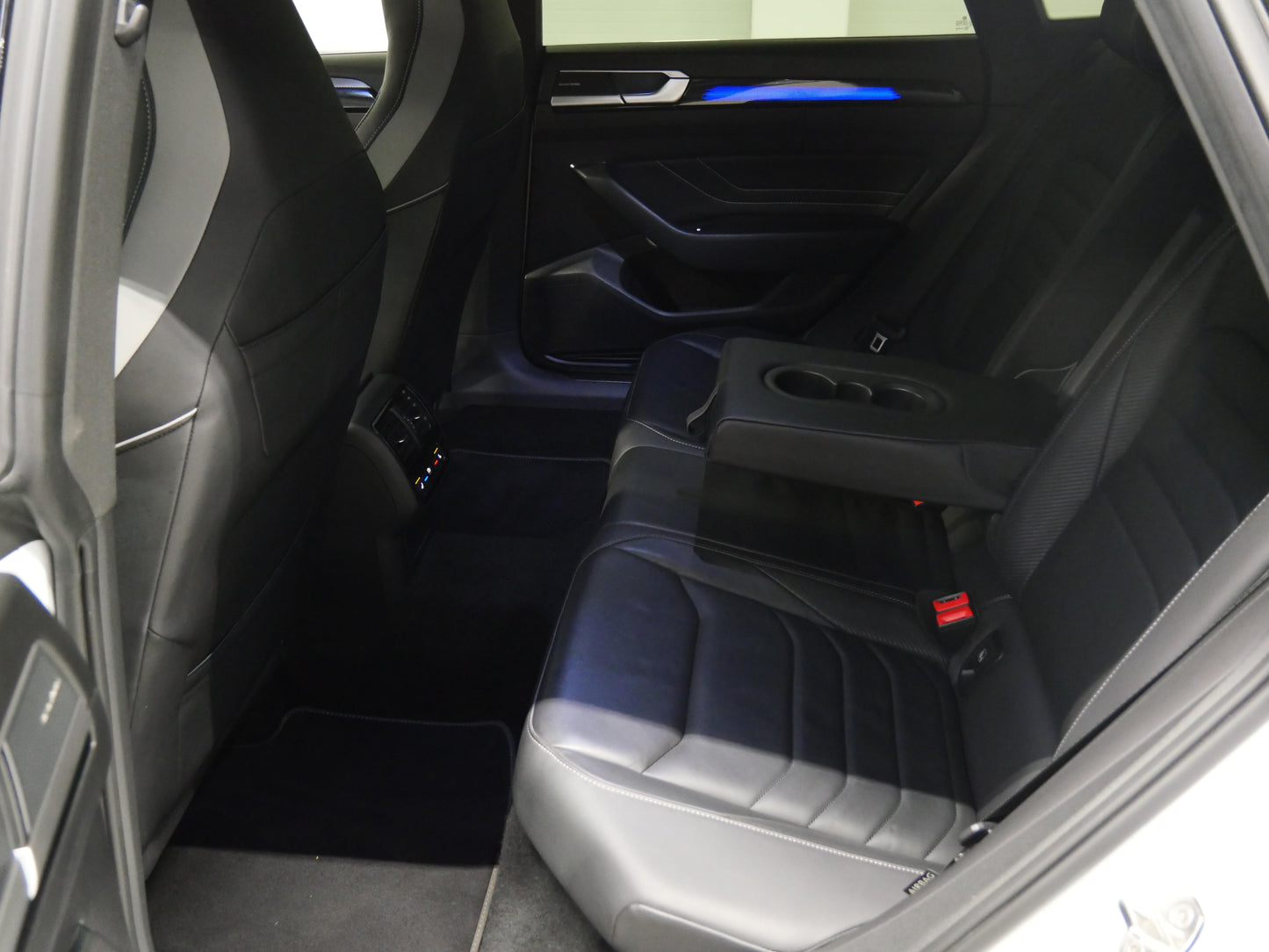 Volkswagen Arteon Shooting Brake 2.0 TSI 206 kW R-line