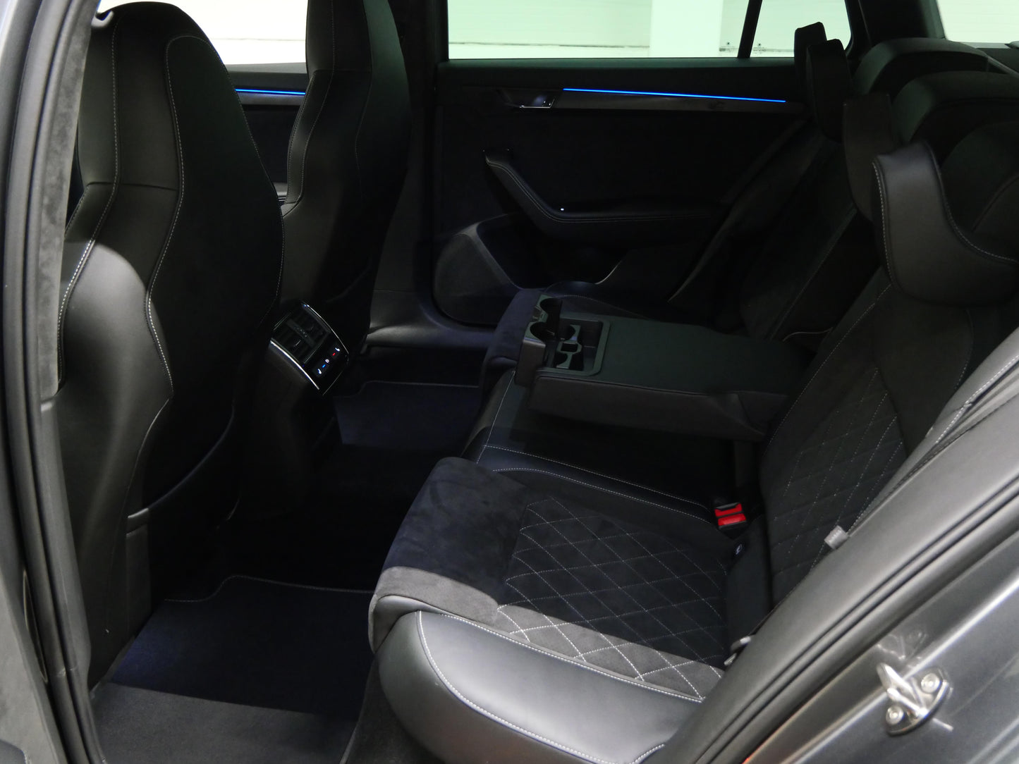 Škoda Superb 2.0 TDI 147 kW 4x4 SportLine