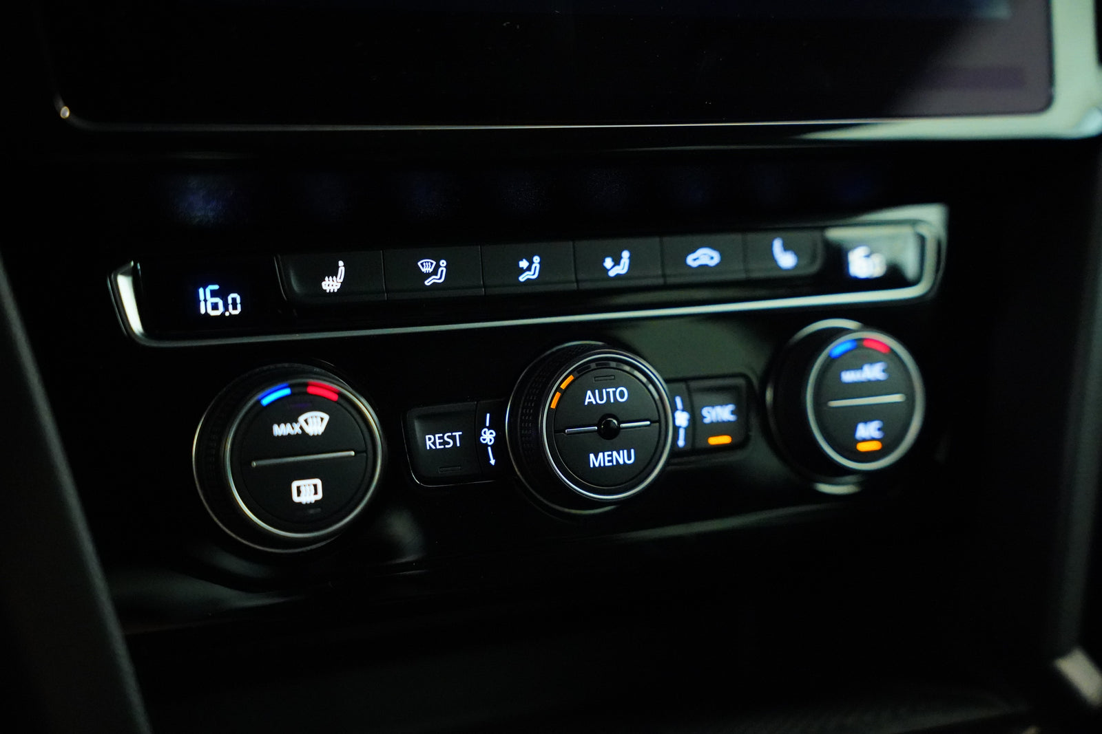 Volkswagen Arteon 2.0TDI 140KW R-LINE – foto 23