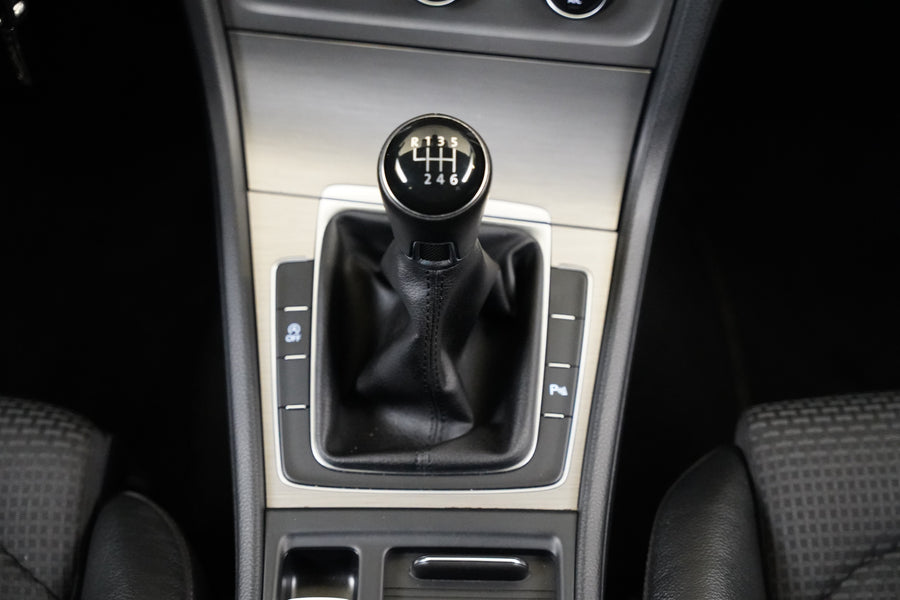 Volkswagen Golf 2.0 TDI 110 kW Comfortline – foto 23