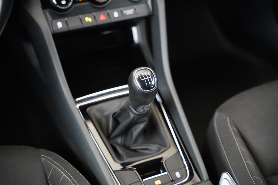 Škoda Karoq 1.5 TSI 110 kW Ambition – foto 23