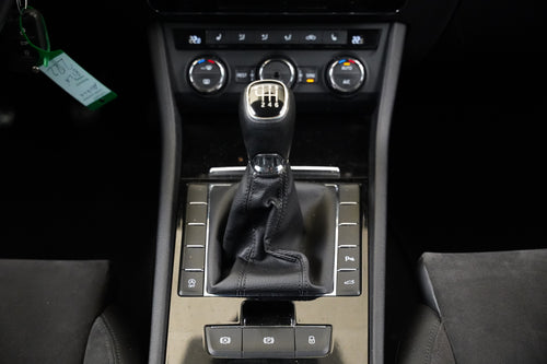 Škoda Superb 1.8 TSI 132 kW Style – foto 23