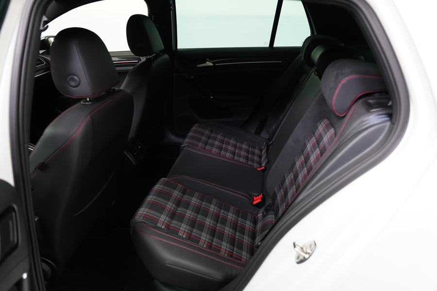Volkswagen Golf 2.0 TSI 169 kW DSG GTI – foto 23