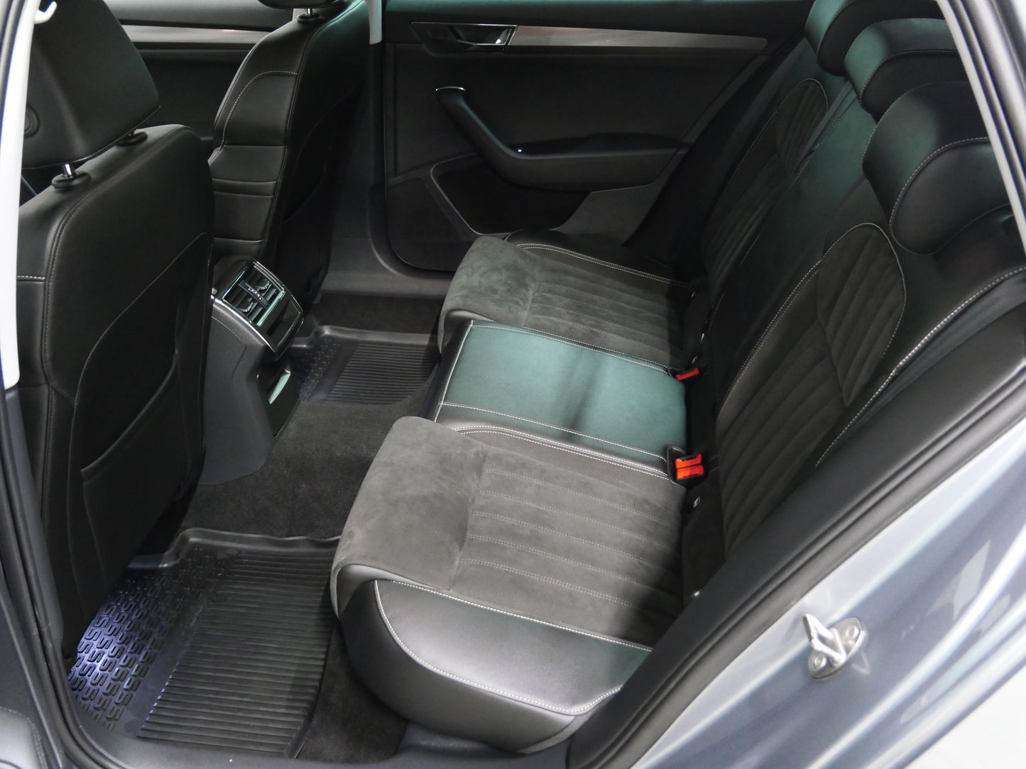 Škoda Superb 2.0 TDI 110 kW Style