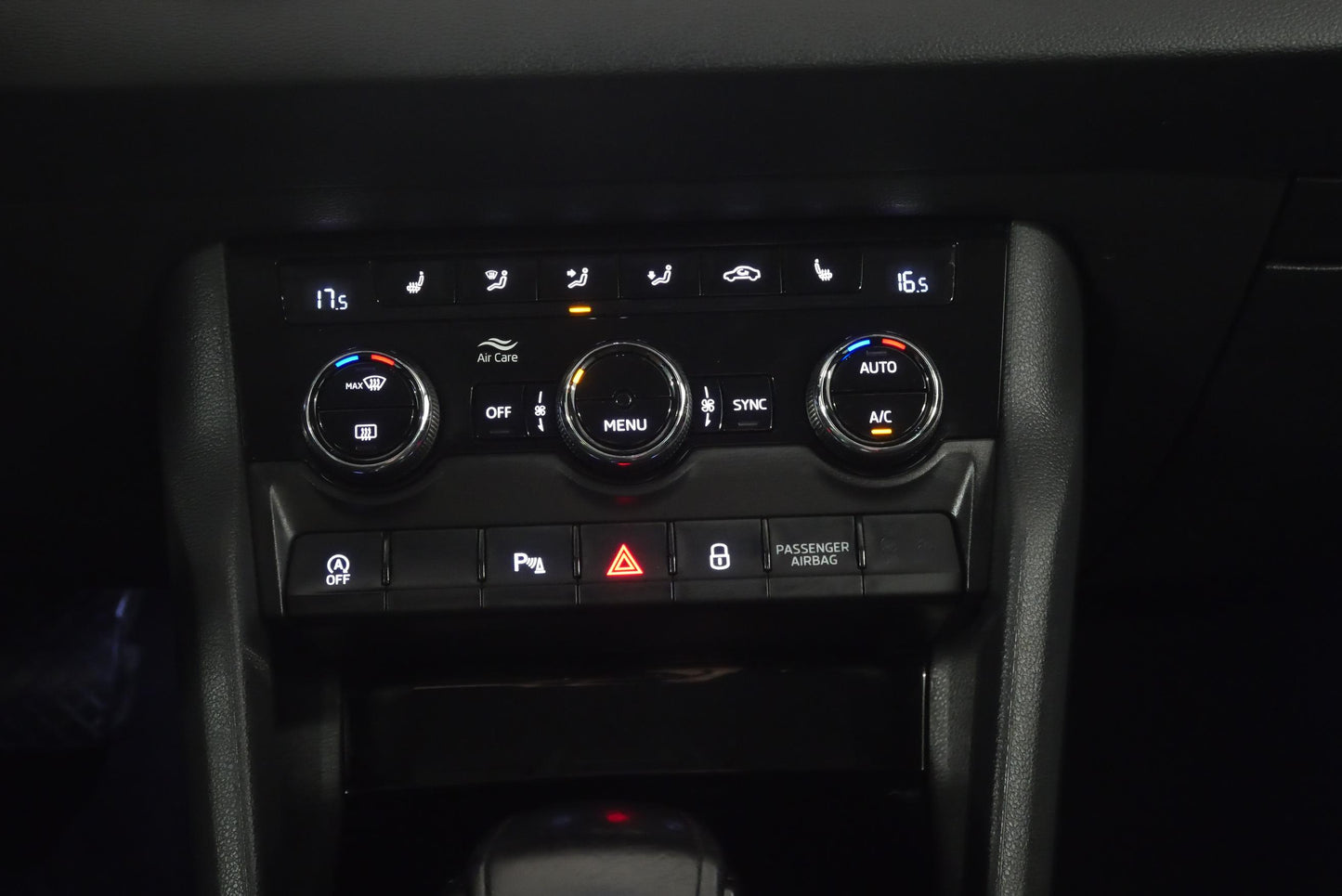 ŠKODA Karoq 1.6 TDI 85 kW DSG Style Plus