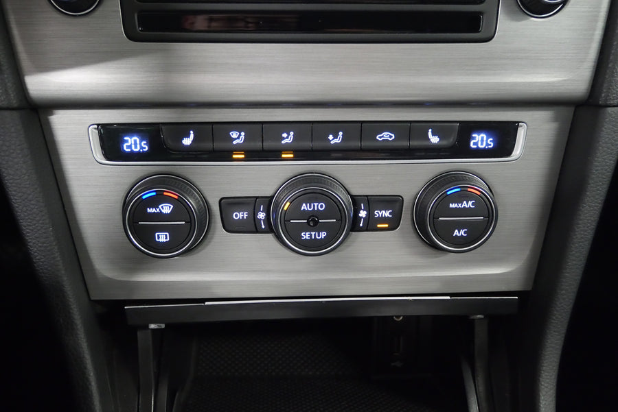Volkswagen Golf 2.0 TDI 110 kW Comfortline – foto 23
