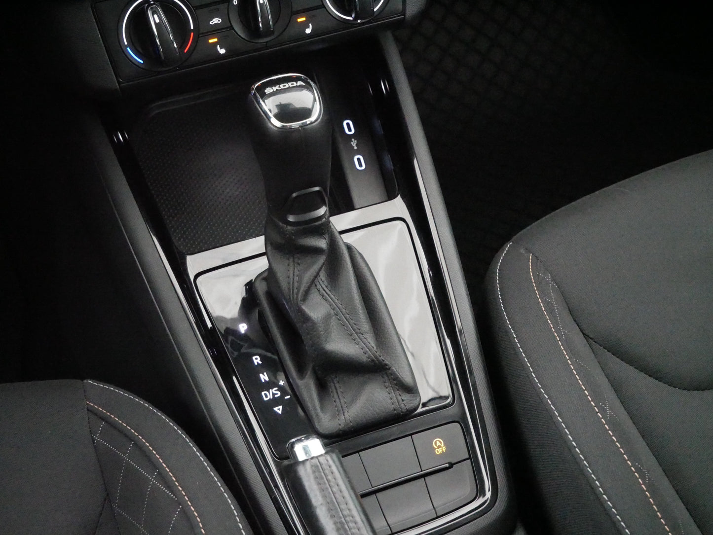 Škoda Scala 1.0 TSI 85kW DSG Ambition Plus