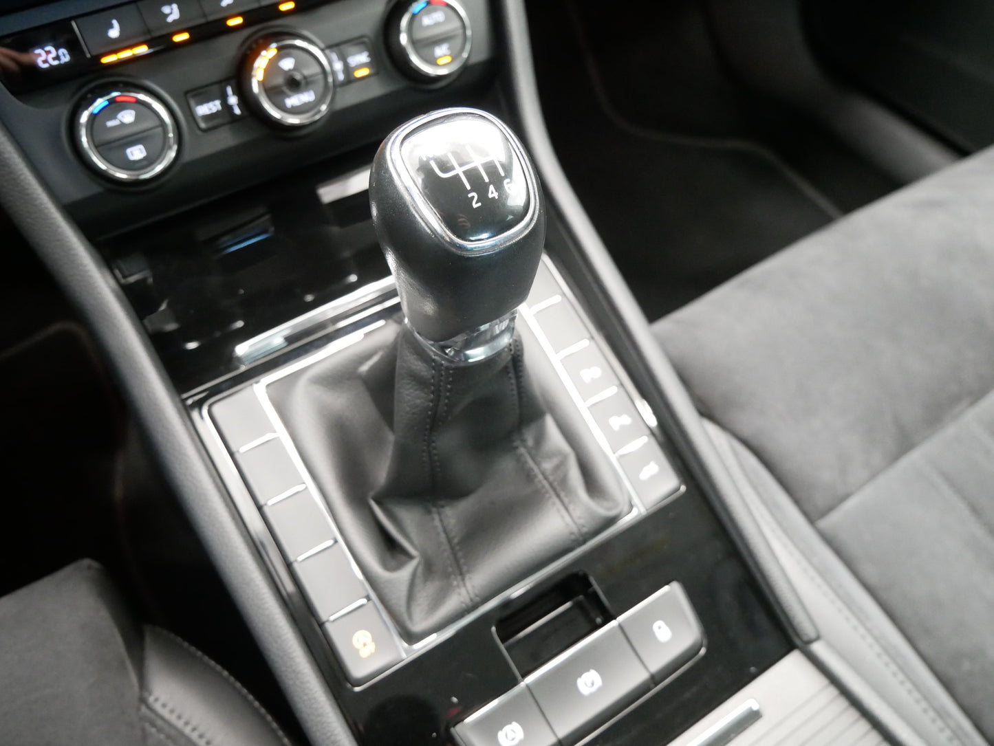 Škoda Superb 2.0TDI 110kW Style Plus