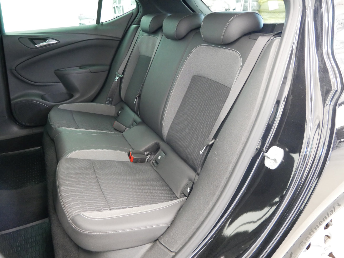 Opel Astra 1.4 Turbo 107 kW Elegance